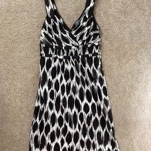 Ann Taylor Dress - Size XS - Black & White pattern